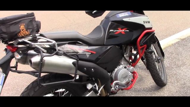 SWM SUPERDUAL X: UNA MOTO ONESTA!