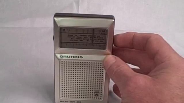 GRUNDIG MICRO-BOY 400