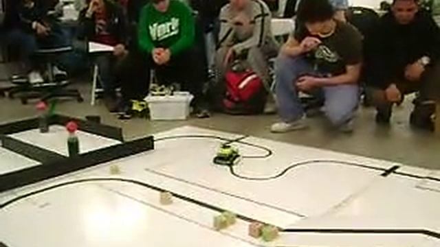 Team C3 'botz in hand" lego robot