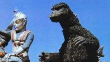 Ultraman Tiga vs Godzilla stop motion (4/10)