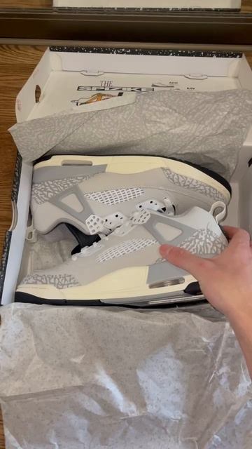 Кроссовки Air Jordan Spizike Low Photon Dust, HQ1191-011