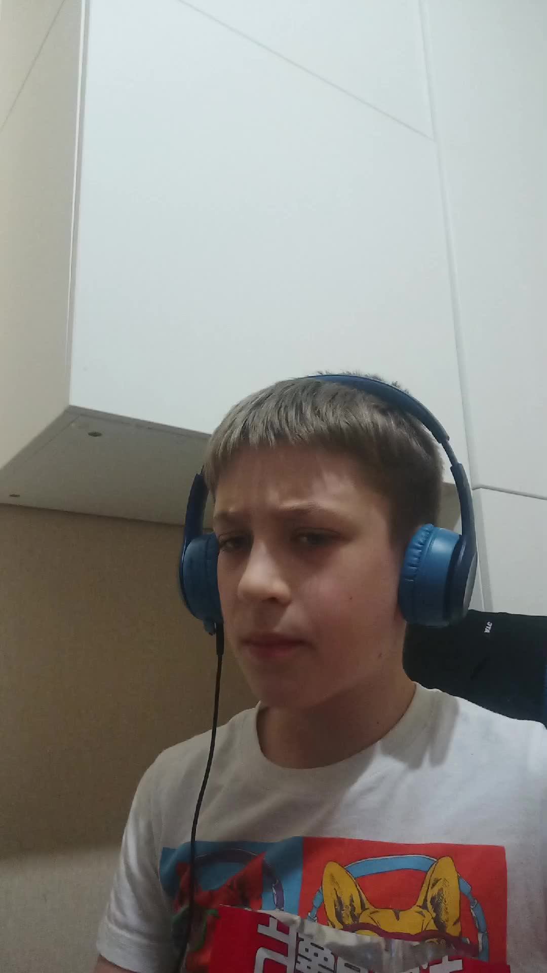 смотрю фильмец