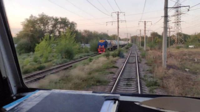 Перегон Алматы 1 - Медеу. Локомотив DR1b 3703/3705 сообщение Алматы 1 - Капчагай