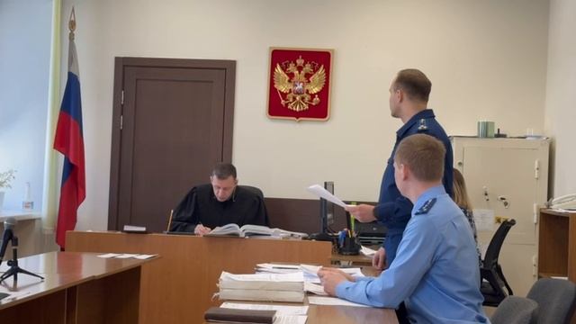 Прокурор просил суд отказать во всех ходатайствах защитника Петра Хохлова