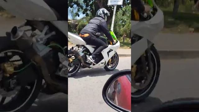 Kawasaki zx10