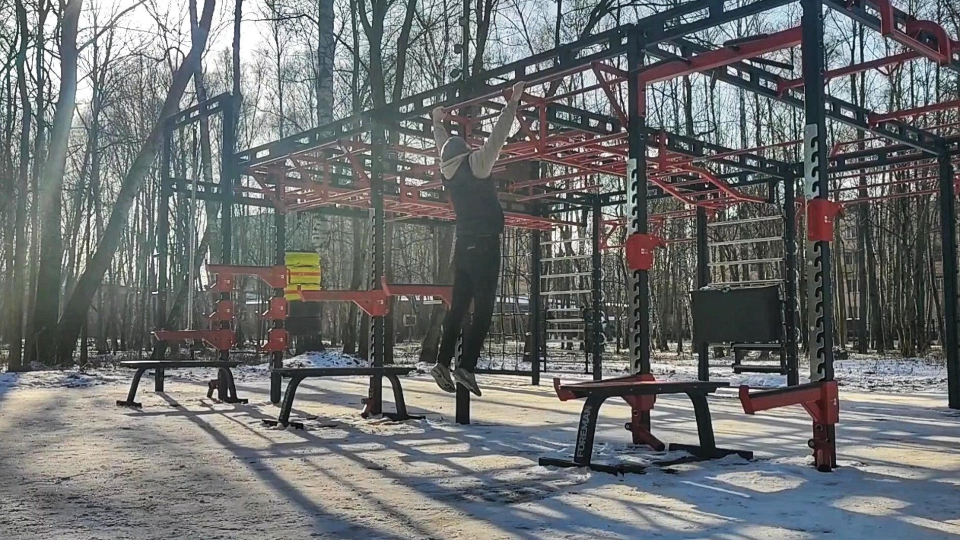 Тренировка в парке Кусково. Пробежка, бпусья, турник. Обзор парка.