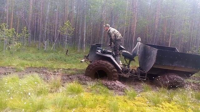 Вездеход каракат увяз торфе, не хватает гидравлики. ч 1