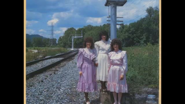 The Perry Sisters - Let Him Come In