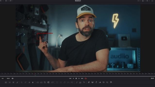 STICKY TEXT Tracking in DaVinci Resolve 19 FREE & STUDIO   Everything Explained!