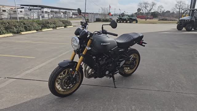 KAWASAKI Z900RS SE 2025