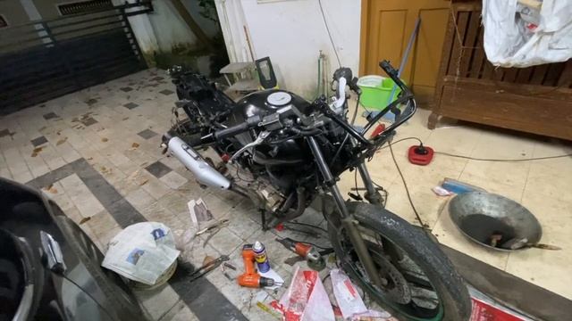 Karizma Restoration, Brand New parts (Malayalam Video)