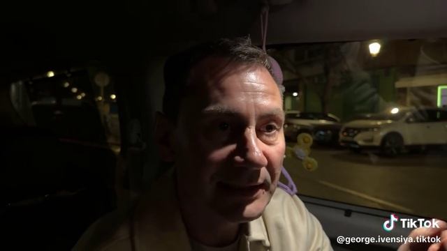 Трамп выгнал клоуна!