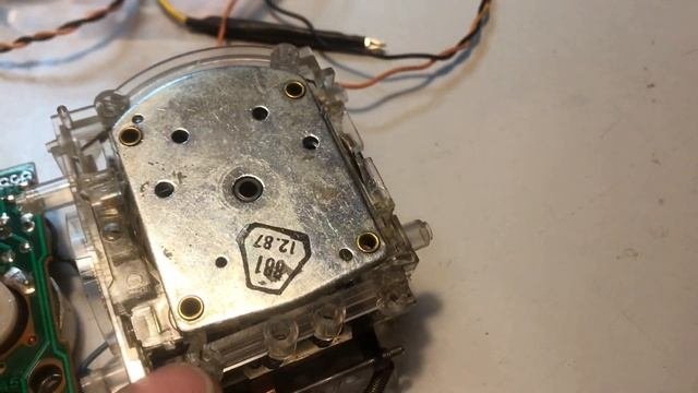 Achtung Kontaktsprays Elektroniksprays NIEMALS In Kombiinstrumenten Verarbeiten. Folgeschäden!