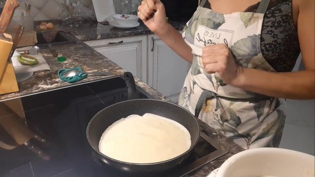 мои новости ,разговоры на кухне, ну и блины ни кто не отменял)))