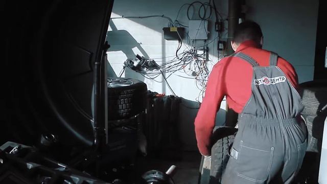 Шиномонтаж на итальянском стенде