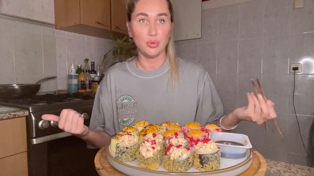 🍣МУКБАНГ РОЛЛЫ/МИСТИЧЕСКИЕ ИСТОРИИ👻