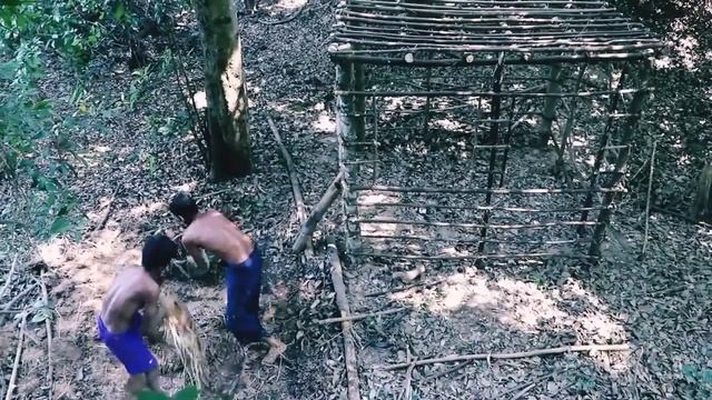Постройка глинобитного дома.