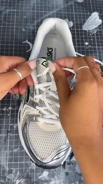 How to lace Asics