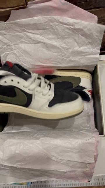 Кроссовки Travis Scott x Jordan Air Jordan 1 Low "Medium Olive" 5.0, DZ4137-106