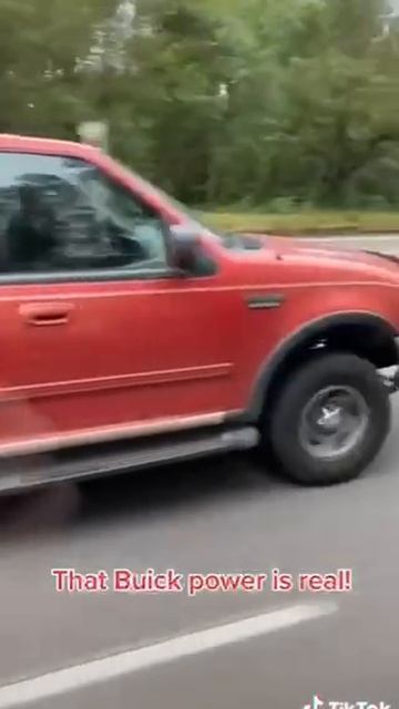 тянем потянем... главное резко не тормозить 😅