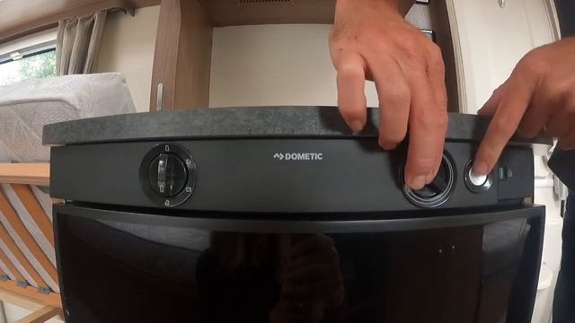 Bailey Phoenix caravan. how to set up and use a Bailey Phoenix.