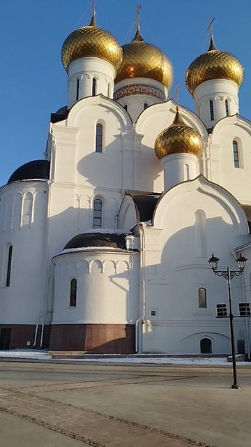 Успенский собор в Ярославле - один из самых древних храмов в городе!