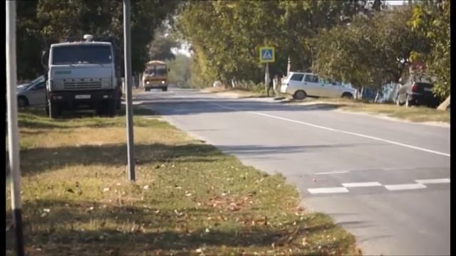 В станице Гостагаевской на маршрут вышел школьный автобус