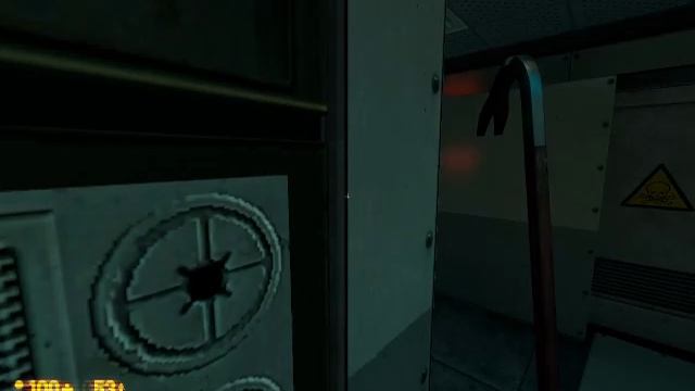 играем в Black Mesa часть 1