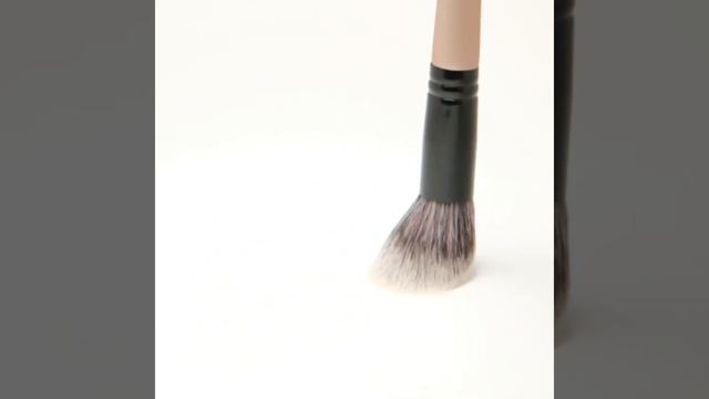 S11 - Кисть для коррекции лица сухими и кремовыми текстурами MAKE UP SECRET