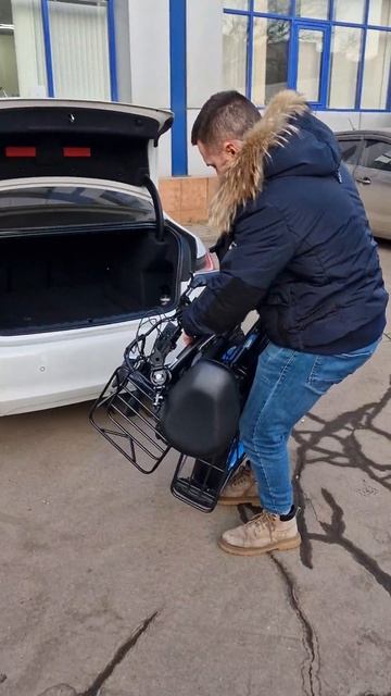 Влезет ли складной MINAKO F11 PRO в багажник? 🤯 Ждем ваше мнение в комментах! 🤔