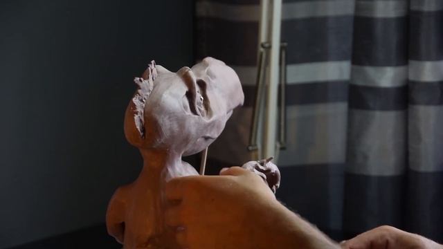 Monster Clay SCULPTURE TIMELAPSE - PRIMITIVE PARROT