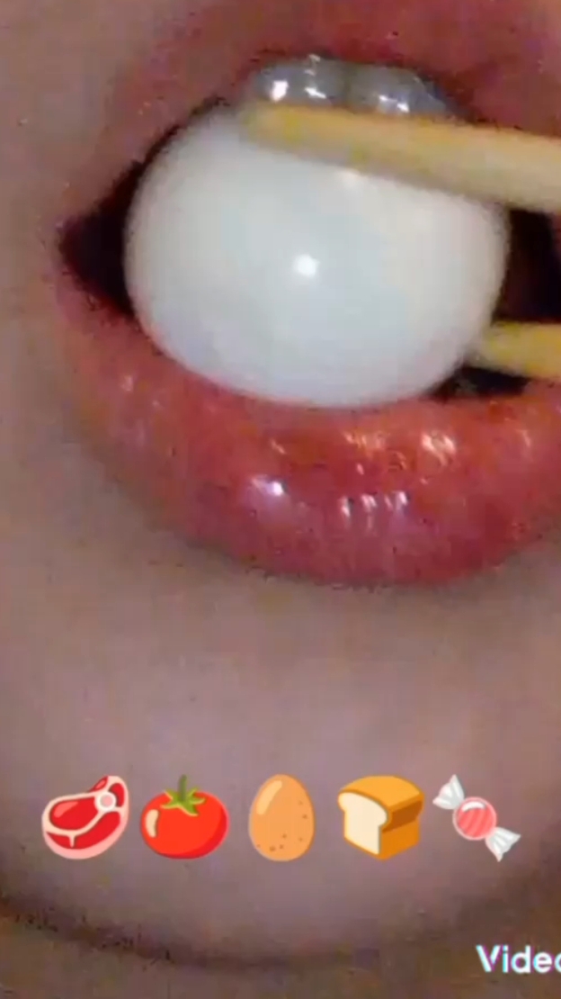 ASMR еда по эмодзи ☺️   НЯ!