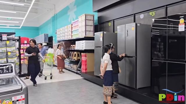 ຄົນລາວບາງຄົນອາດບໍ່ຂ້າມໄປຊື້ເຄື່ອງຝັ່ງໄທອີກແລ້ວ คนลาวอาจจะไม่ข้ามมาซื้อของในไทยอีกแล้ว Big C Laos