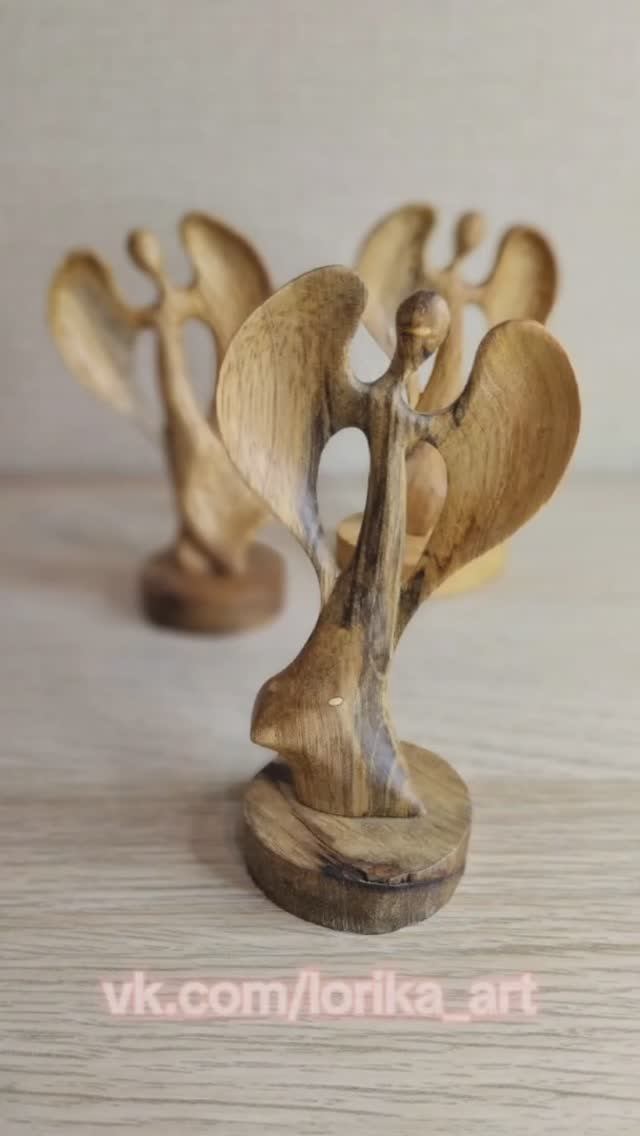 Ангелы.