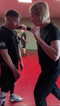 Зачем тянуть со смертью в таком красивом саду?