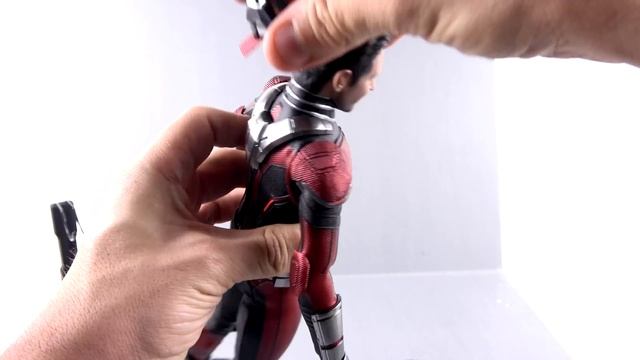 @HotToysOfficial @marvel Ant-Man and The Wasp ANT-MAN Video Review