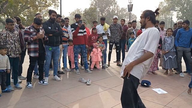 Street Dance Video | Street Dance | public place Dance video | public reaction |