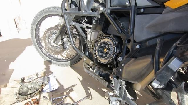 BMW F800GS Rekluse EXP Clutch install Type two.