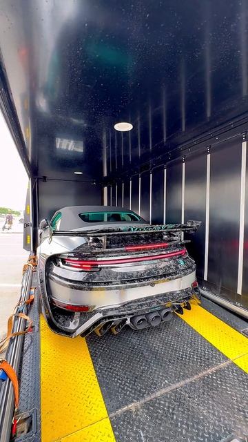 SUPERCAR