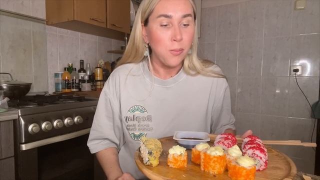 🍣МУКБАНГ РОЛЛЫ/МИСТИЧЕСКИЕ ИСТОРИИ👻