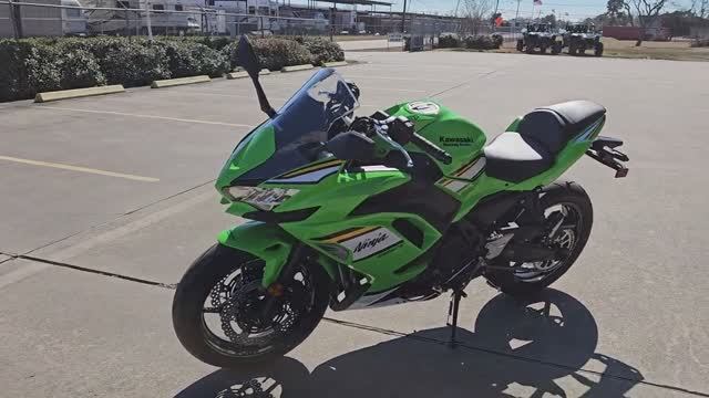 KAWASAKI NINJA 650 KRT 2025