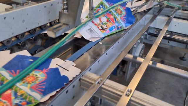 Коробка для новогоднего подарка "Часы"