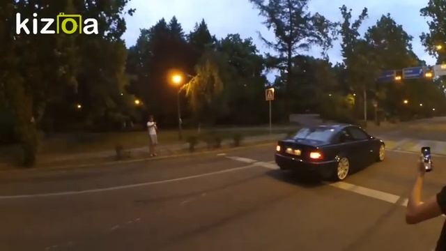 Dytzi cu BMW E46 Turbo UFO sound check evacuare in Oradea , flacari pe tobe , popcorn