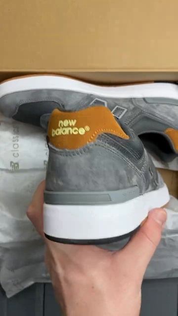 New Balance 574 (gray)
