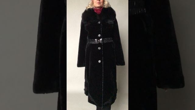 Шуба мутон Альянс-FUR (Россия) за 11500 ₽ в отличном состоянии отд.песец дл.105 см р.46-48 /11950/