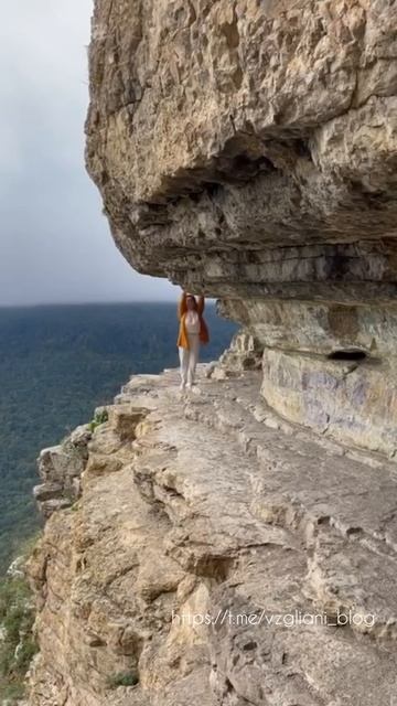 «Орлиная полка», Краснодарский край🏞⛰https://t.me/vzgliani_blog #travel #видео #mountains #shorts