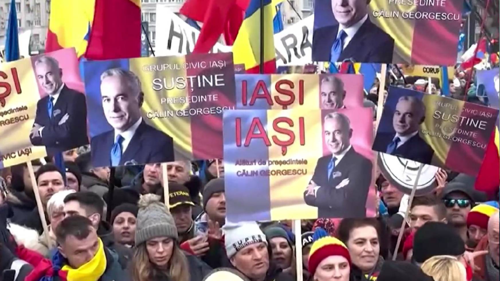 Джорджеску выступил на митинге в Бухаресте перед миллионами протестующих