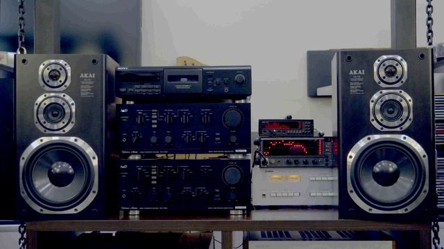 AKAI AE-712