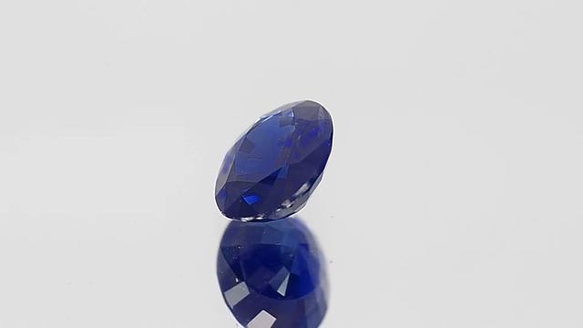 3.48-Carat Lovely VVS-Clarity Royal Blue Kashmir Sapphire (GIA)
