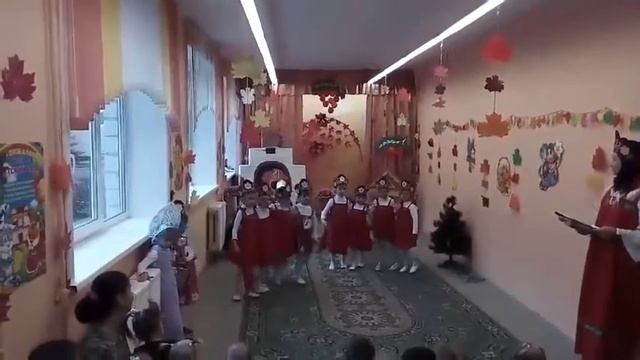 Хоровод русских девиц!
